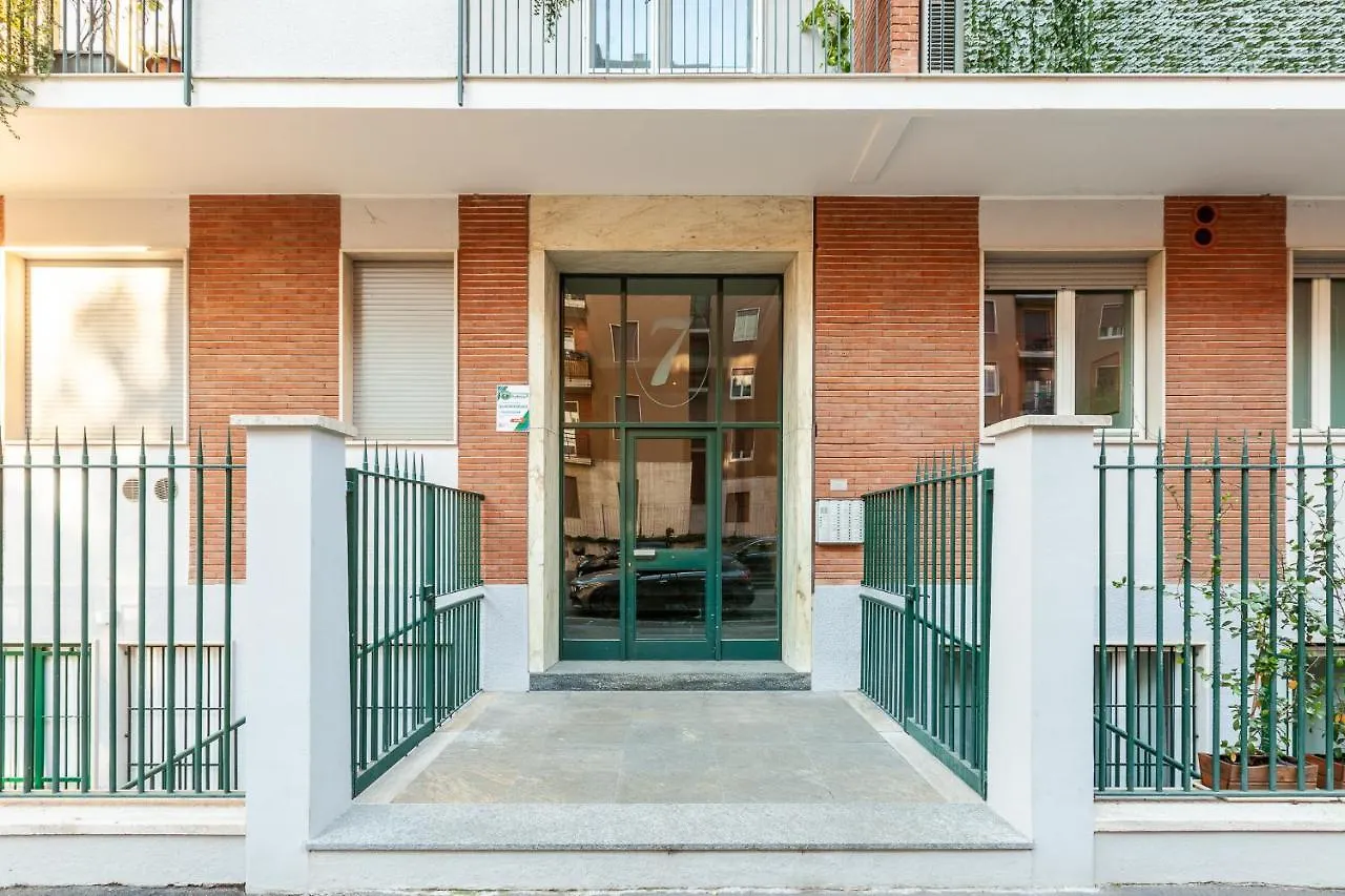 Apartment New Loft Close To Porta Vittoria - A.C. - Wifi Milan Italy